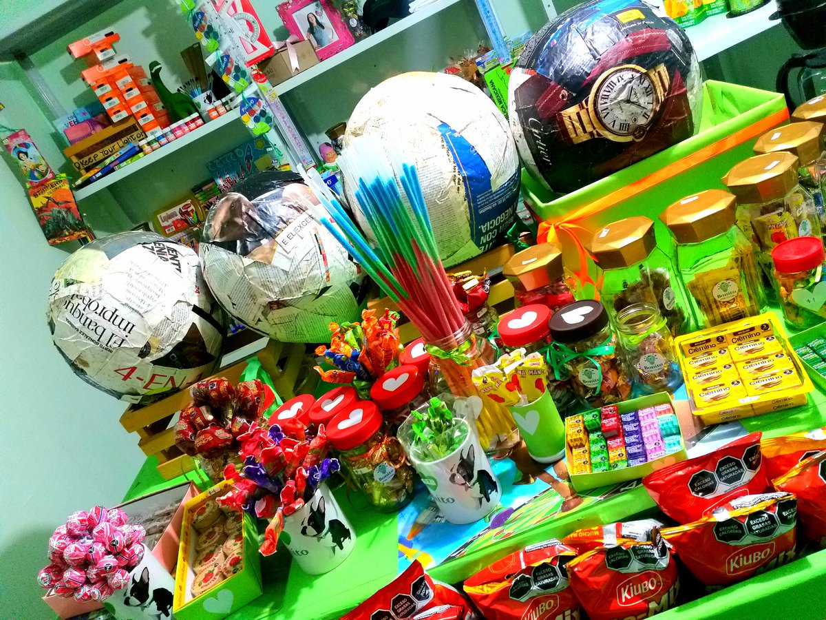 BonitoMyMexico's tweet image. Hoy como #TodosLosSabados desde hace 19 años, salimos a #Trabajar.
- Lo nuestro, lo nuestro, son las #Ventas, llevele, llevele.