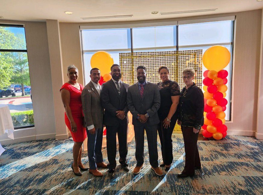 Michaeldmc1911's tweet photo. Exciting night at the JROTC Gala with the amazing support of the DHS admin team! Our cadets were on fire, showcasing their leadership and talent. https://t.co/JOUHX5B2wz