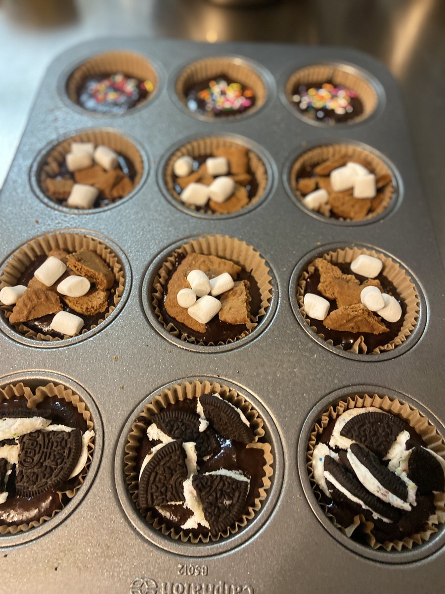 brownies_dr's tweet photo. @AlexHolleyFOX29 looking for the #results👀👀👀 https://t.co/fJkAxDySvu