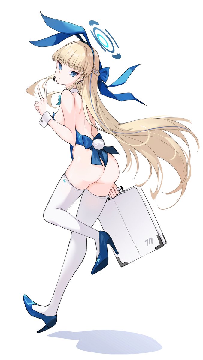 「バニートキ #ブルアカ #ブルーアーカイブ」|ProfNoteのイラスト