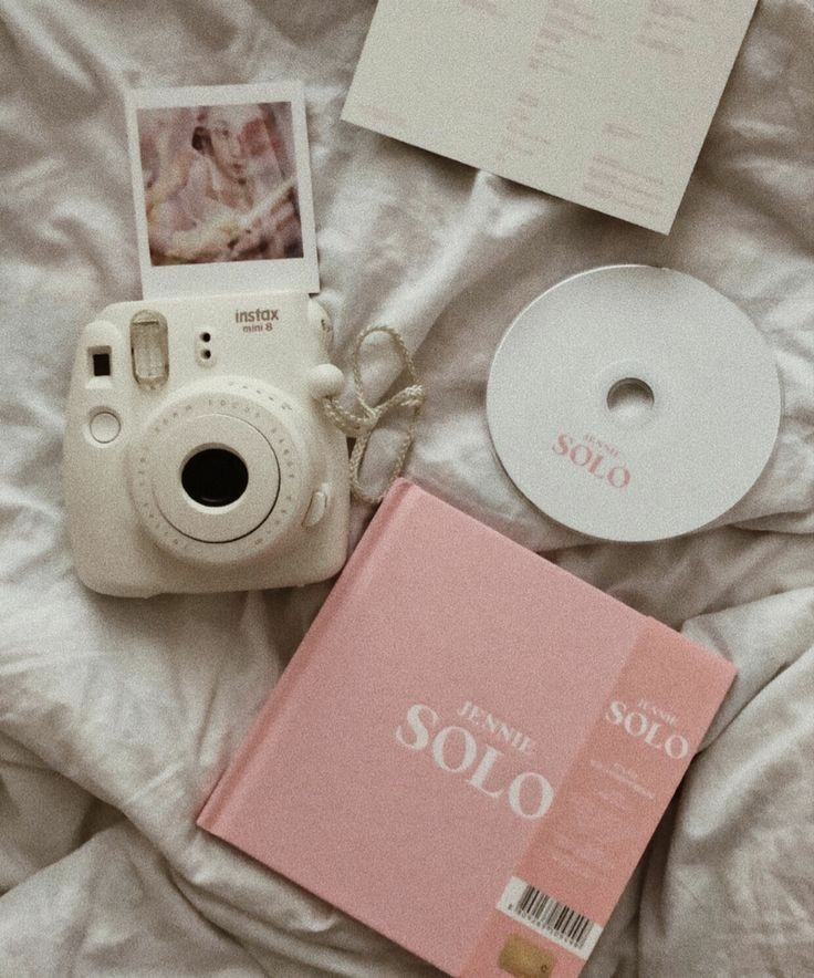 ㅤ ֺ  ׅ⠀⠀ ︎𝔫𝔦𝔤𝔥𝔱 ︎ ︎ ─ ︎ ︎ 𝖒𝖆𝖗𝖊 ⠀⠀⠀ ☪︎ ⠀⠀⠀ 〔  ɘ͠vent  〕 ...  𝐮pdαte   𖤍     #𝕓urnꪆ୧𝚋𖦹ok

Siendo aesthetic nuestra bella Aihara nos presume su #𝕡hotø𝚋𖦹ok𐚁̸𝑚a͟g𝕚c más que feliz de tenerlo al fin.