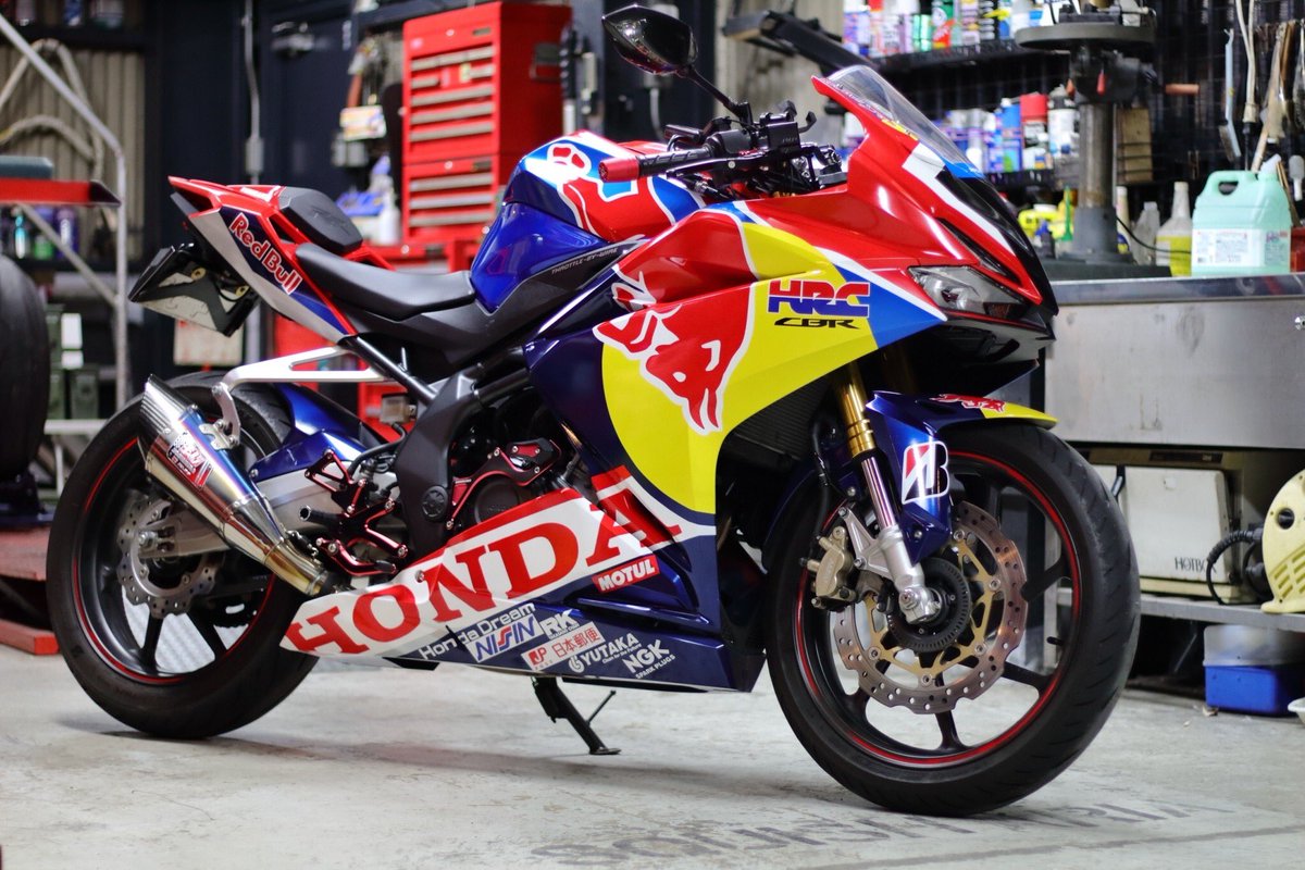 CBR250rrRenRen's tweet photo. ใใใใๅคใใฃใใฎใงไน
ใ
ใซๆดๆฐใใพใ
ๅๅ๏ผใใใใ
ๆงๅฅ๏ผ๐น
ๅนด้ฝข๏ผ25
ไฝใฟ๏ผ8ๆใใๅผ็
่ป็จฎ๏ผCBR250RR(2017)
S1000RR(2017)
ๅฅฝใ๏ผใใคใฏๅ
จ่ฌใใใฎใฅใใใDIY
#ใใคใฏไนใใจใใฆ่ชๅทฑ็ดนไป
#CBR250RR #S1000RR
#Honda #BMW
#ใชใผใซใใณ #่ชๅฎถๅก่ฃ
#RedBull #MDracing https://t.co/t7R3e3TTJr