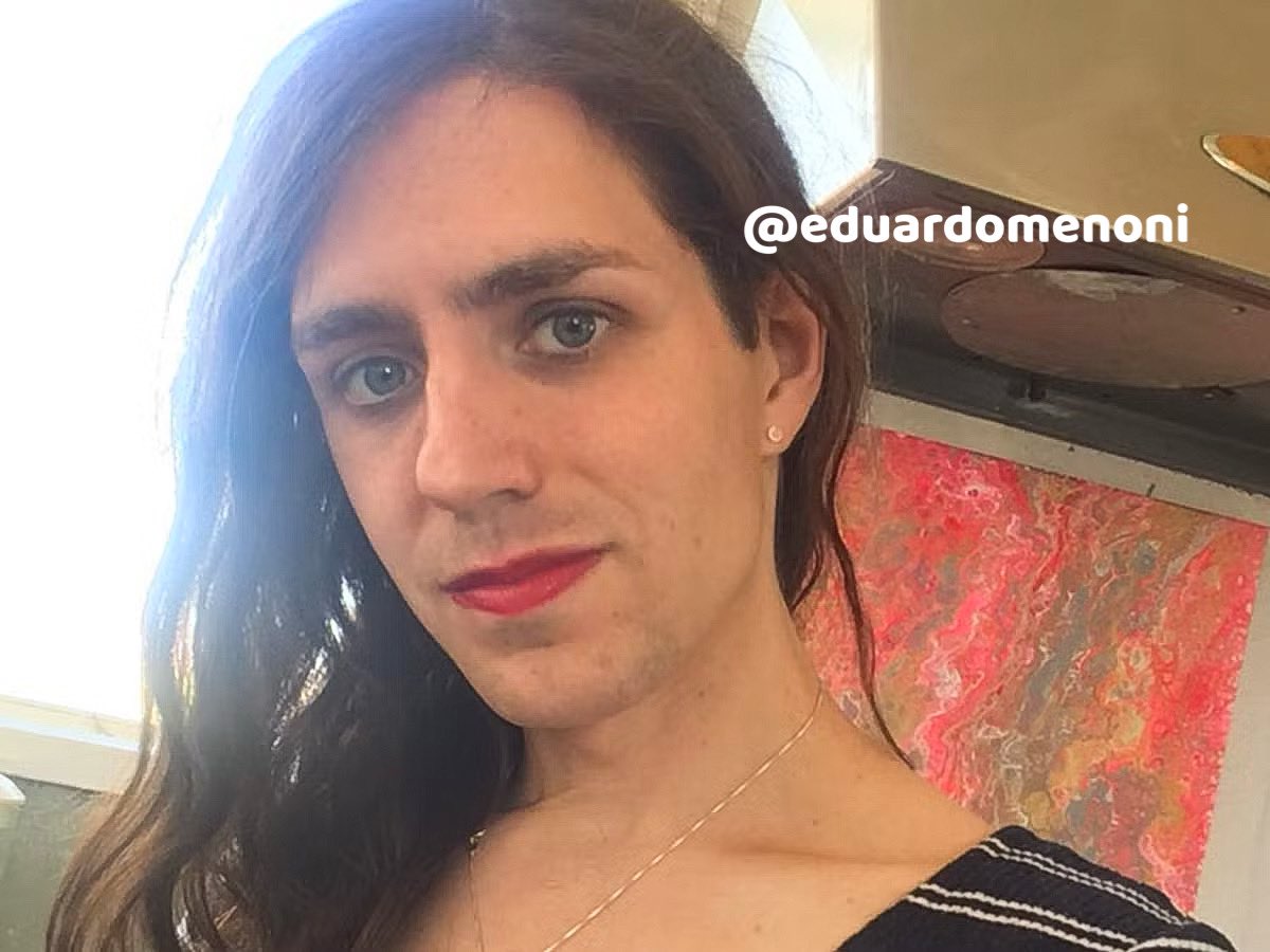 Una mujer trans es un hombre, así el lobby LGBTIQ+ intente convencerte de lo contrario. Dale ♥️ si apoyas la idea.