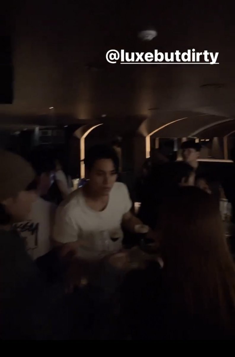 BtsItalyUni's tweet photo. 🇮🇹JungKook avvistato all’ after party di Louis Vuitton!!

🇬🇧JungKook spotted at the Louis Vuitton after party!!
#AgustD #SUGA #yonngi #MinYoongi #D_Day 
#BTS #방탄소년단 #nam #namjoon #rm #jin #seokjin #hobi #jhope #hoseok #jimin #v #jk #Jungkook #louisvuitton #jeonjungkook https://t.co/aKp343cA5r