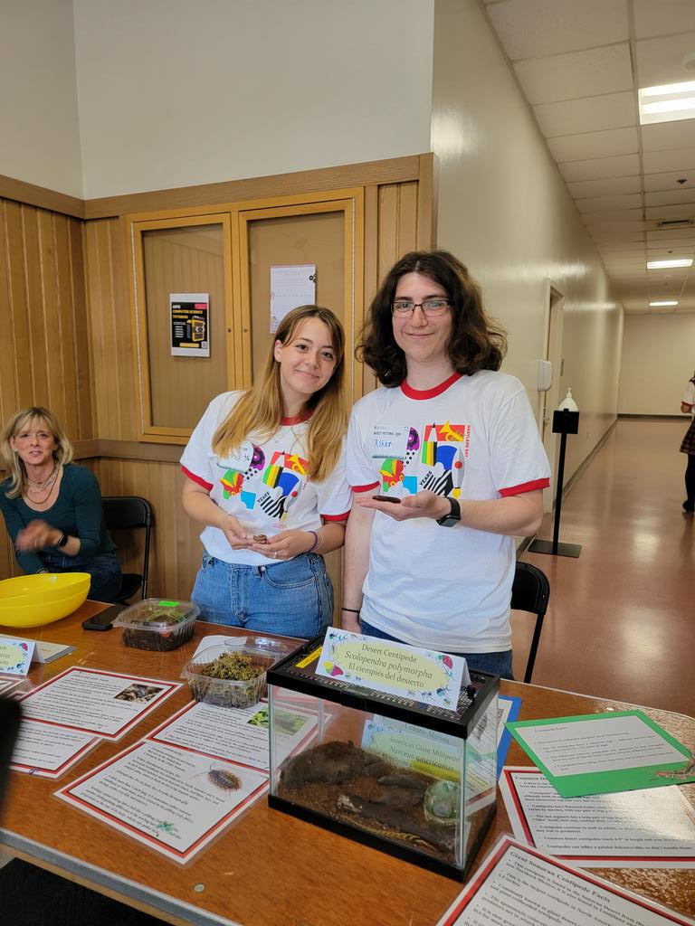 umdeso's tweet photo. It was a bzzzy 🐝 day! Lots of people came to learn about bugs at the #MarylandDay #InsectZoo @UMDEntomology, from bees 🐝 & butterflies 🦋 to 🪲 & 🦟 & spiders🕷 https://t.co/TUmKGYpoP4