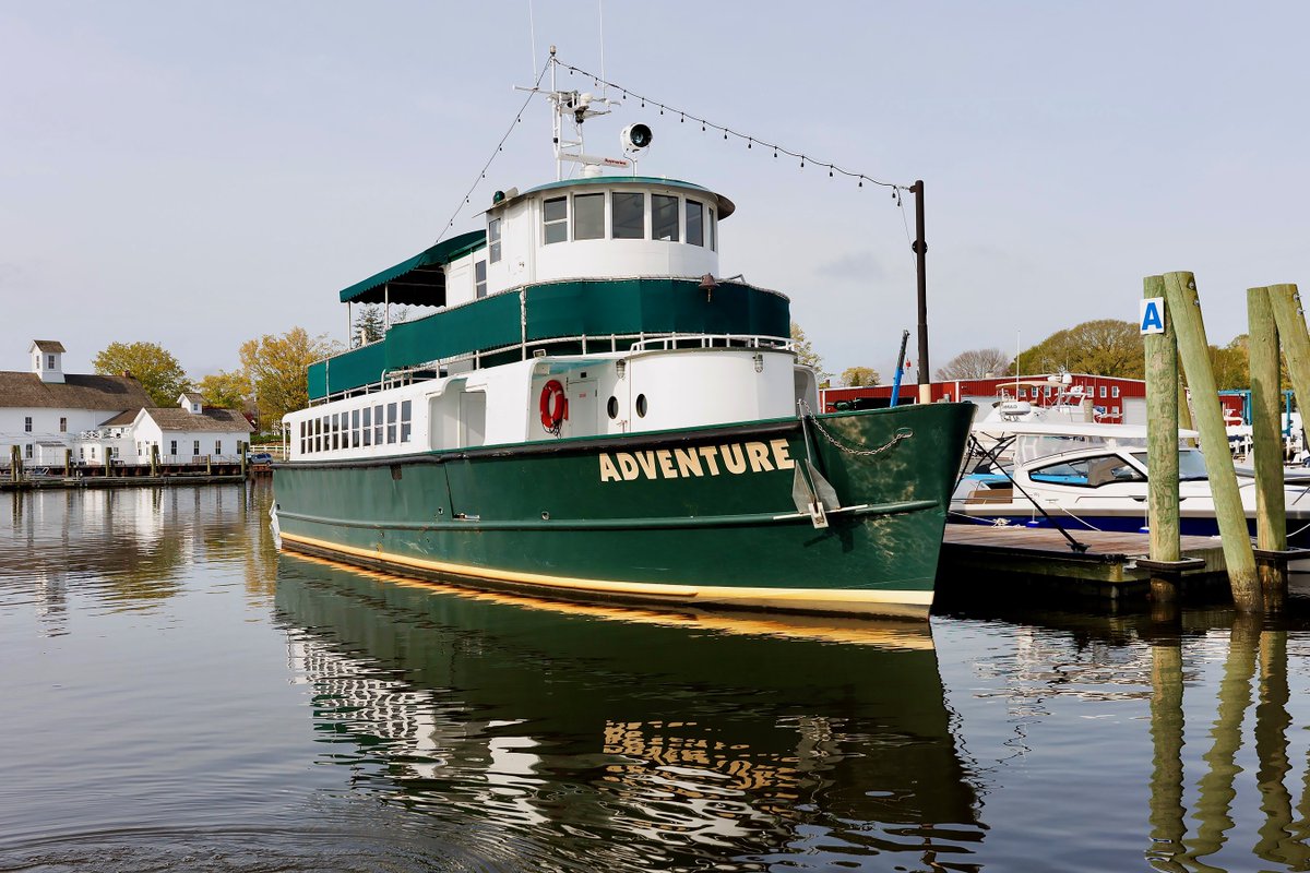 CSpringBoatShow's tweet photo. Thank you to all who joined us for the #sailsup4cancer Cocktail & Dinner Cruise aboard the ADVENTURE ⛴️ BIG thanks to @essexsteamtrain & Riverboat Cruises & @AngeliniWine & @CancionTequila for sponsoring the cruise & complimentary drinks 📷: @ssladephoto #ctspringboatshow https://t.co/W8DvjxyqoL