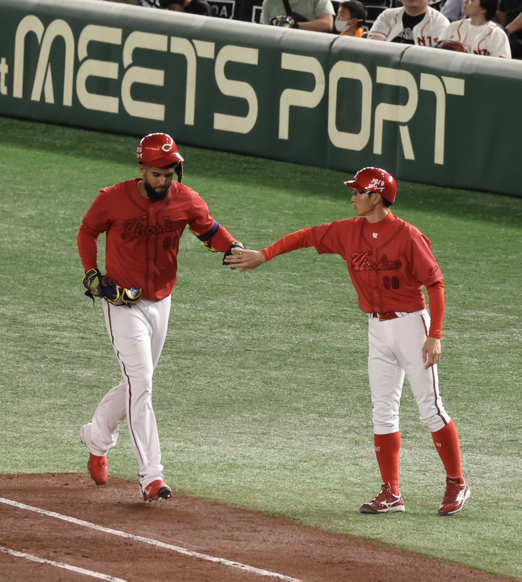 umkp_carp60's tweet photo. 次こそ勝ちを
20230429東京D
#ロベルトコルニエル #コルニエル #RobertCorniel #corniel #赤松真人 https://t.co/Puw7Au3IQT