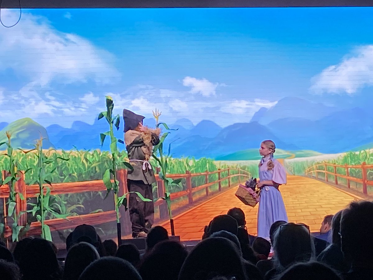 An amazing performance of The Wizard of Oz! The parents joined in the fun during the after party!