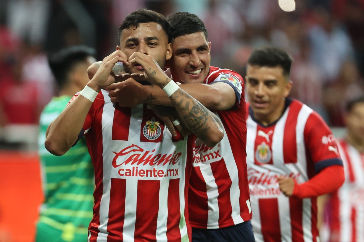 Chivas's tweet photo. 🥵 EXCESO DE CALIDAD 🥵 https://t.co/InaQP2QgYU