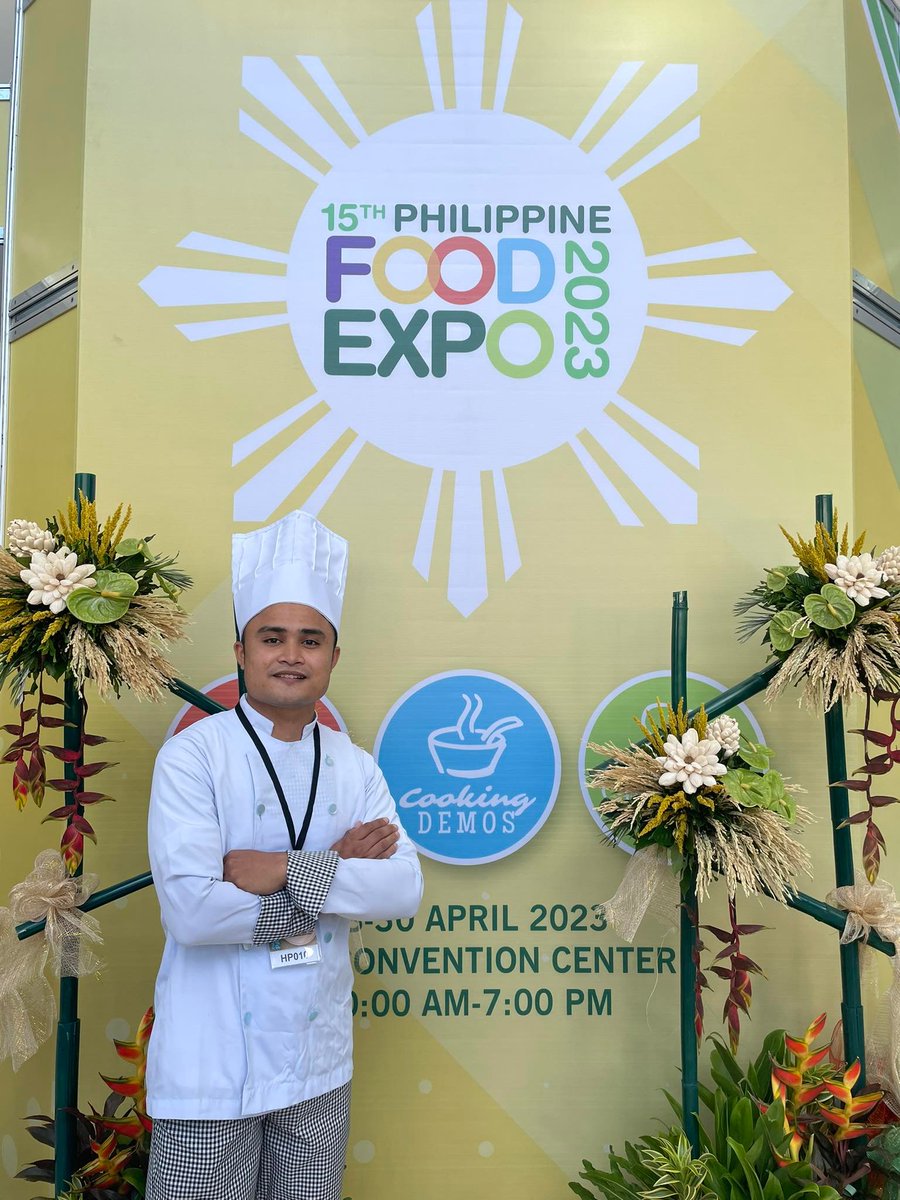imaceACEace's tweet photo. sa experience palang na makalahok dito is Achievement na 🙏👨🍳 Thank you Lord sa lakas ng loob ❤️
@ 15th Philippine Food Expo 2023 #DYCI #CHMT ☺️💪👨🍳 #DrYangasCollegesInc https://t.co/4fWq9ObdZ2