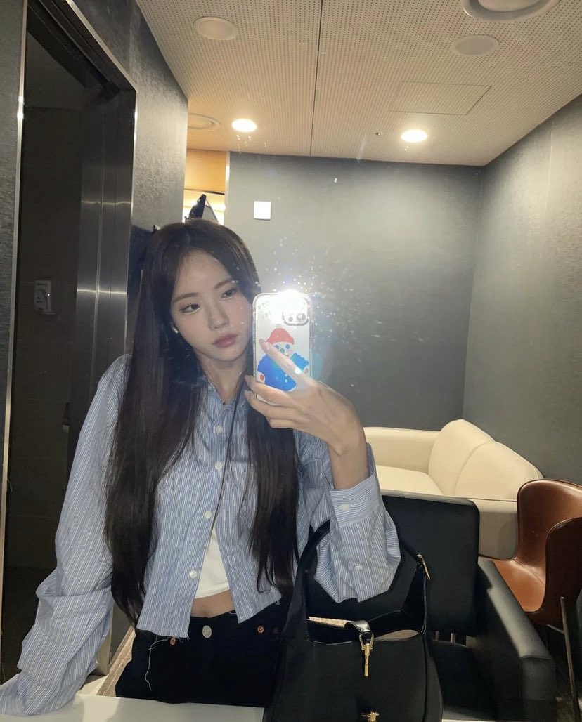 사랑해💙 앨범에 사진이 너무 많아서 
한라봉 들은 셀카를 찾을 수 없었어😵‍💫
그래도 옛날 사진들 보면서
추억 회상했다 ㅎㅎ 

#루다