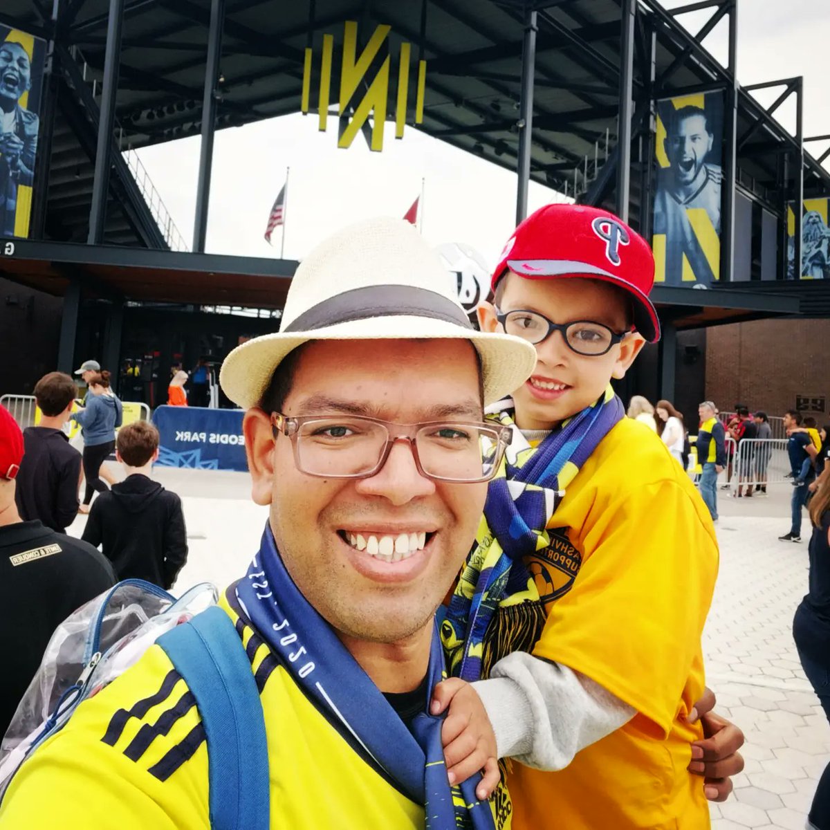 rabril11's tweet photo. Saturday is a soccer day!
#NashvilleSC #mls360 https://t.co/PPWjWcLSx9