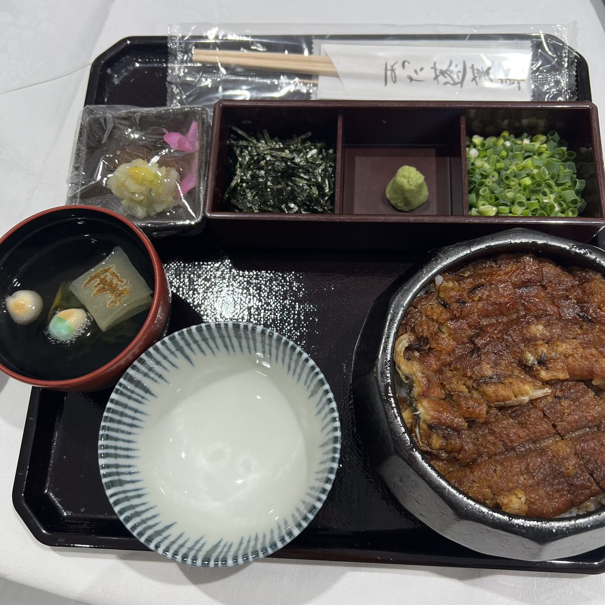 rinasiksa's tweet photo. 230427~ 230430

타코야끼 
도시락 
히쯔마부시 https://t.co/0uCRICuEb0