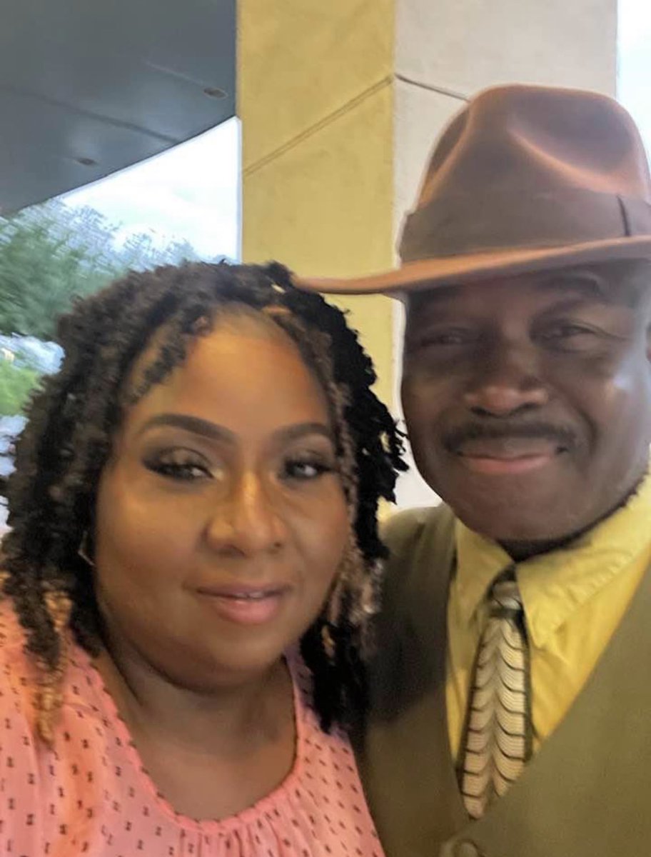 NakiaryLive5's tweet photo. My parents stepping out tonight to the concert🤍💪🏾 https://t.co/5LZo1qSFf9