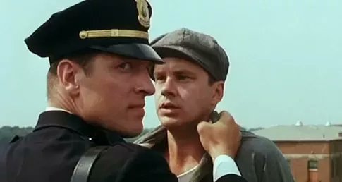 MichaelMatteoRo's tweet photo. Who's one of the best acted supporting villains in film or TV?

I'll start: https://t.co/RfeMkQ4ff3