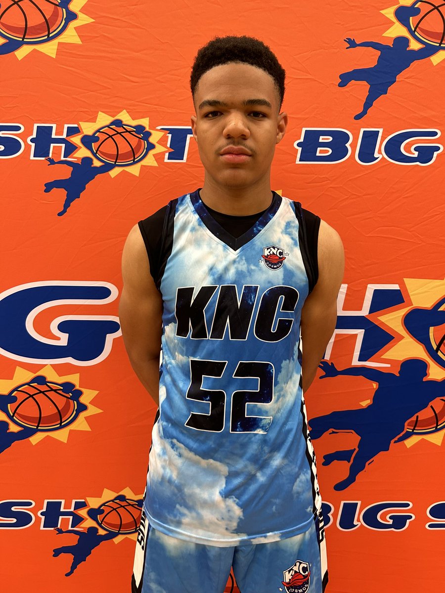 BigShotsGlobal's tweet photo. #BIGSHOTS #MBJamLive

17U Platinum

KNC Cosmos- 50
#52 Carlos Mallett 15

Confidence Cougars- 41
#0 James Watson 16 https://t.co/ae5EBj4JRP