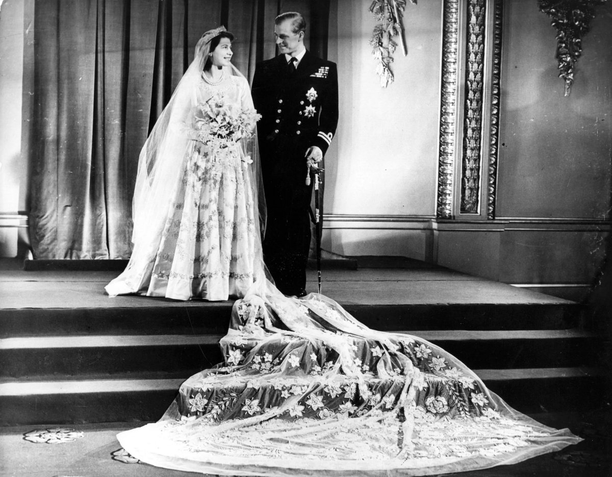 NiteBlackFalcon's tweet photo. @BritishVogue No thanks, I prefer royal veil moments from REAL royals. https://t.co/5nfusGlk5J