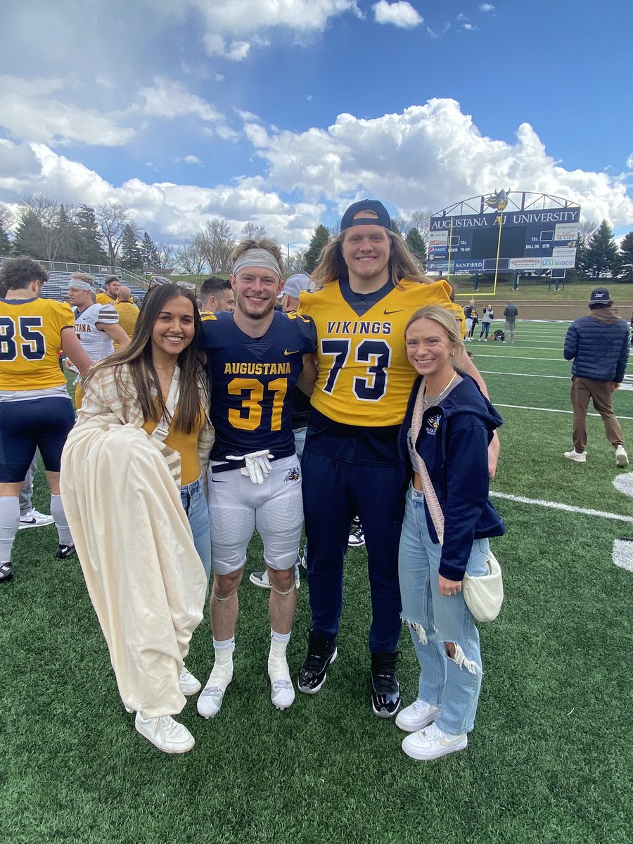 Nilpezm's tweet photo. Last  Augustana Spring Game for Jake https://t.co/kAR8zHboUo
