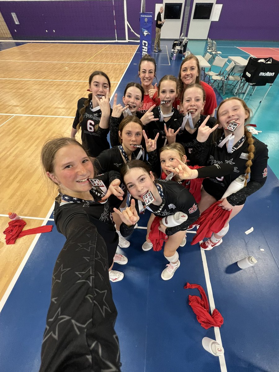 Premier12Black1's tweet photo. oh HEY THERE!!!!!!!! https://t.co/LpZbuGHw0u