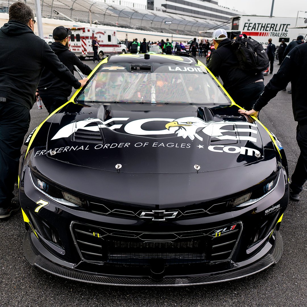 SpireMotorsport's tweet photo. We've got @CoreyLaJoie starting P27 in the @FOEGrandAerie #7! #spiremotorsports #nationsguard #NASCAR #cupseries #dover #monstermile https://t.co/rwJ44zJRYY