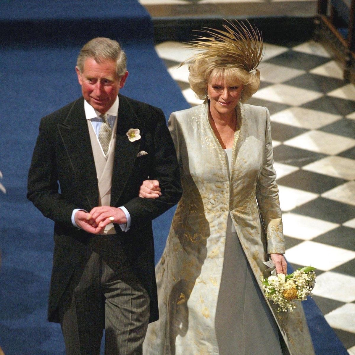 NiteBlackFalcon's tweet photo. @BritishVogue Good Queen Camilla who had the class to dress appropriately and have a smaller ceremony for her second wedding. Looking forward to the Coronation!♥️💂🤴🏻👸🏼💂♥️ https://t.co/lG7pdJYpH6