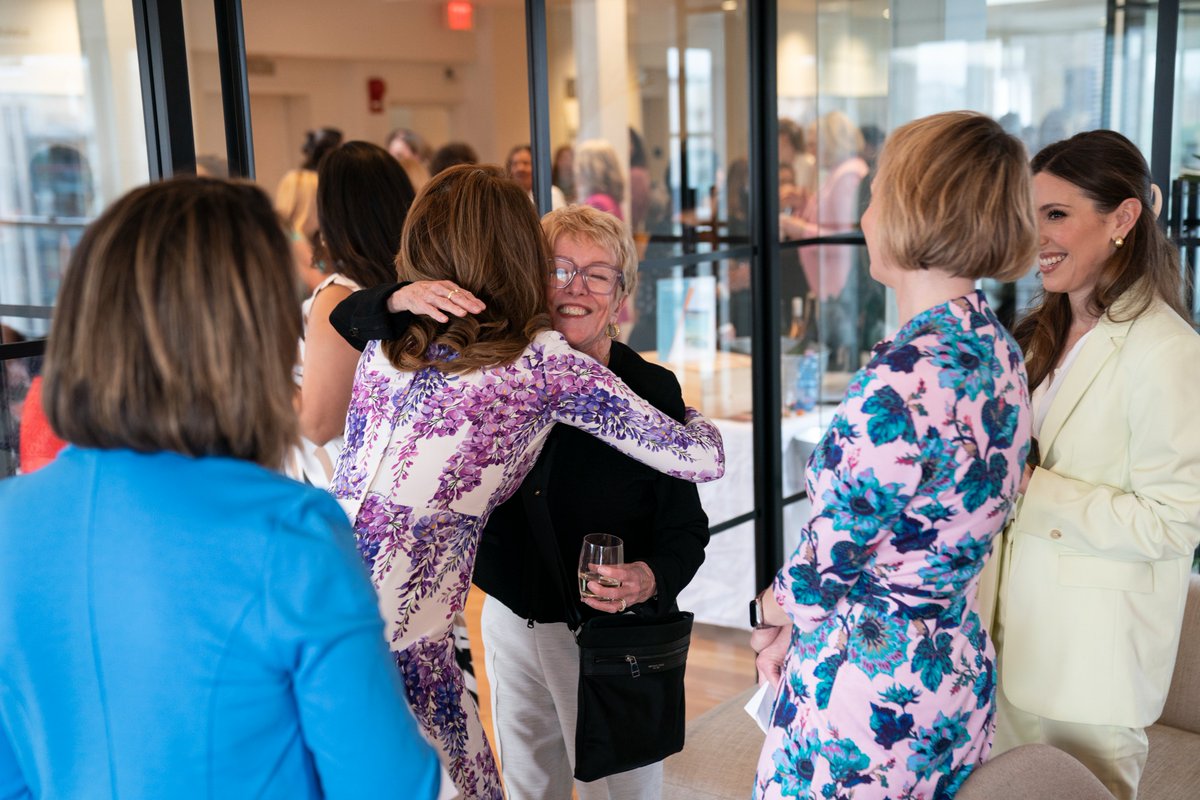 VitalVoices's tweet photo. Tonight, as the White House Correspondents' Dinner gets underway, @VitalVoices and our partners at the @IWMF honor the work of #womenjournalists around the world. Many thanks to @NorahODonnell for cohosting our #truthinstorytelling reception ahead of the #WHCD https://t.co/NeBMtMo9zg