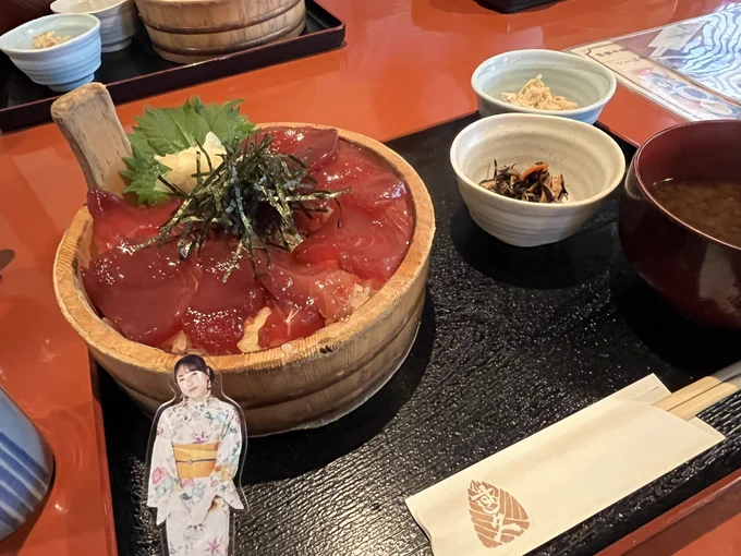 みちゃん、すし久のてこね寿しだよ  #ギャルズ旅