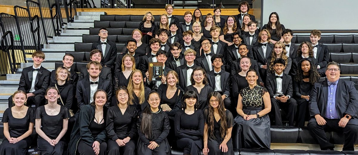 HSEOrchestras's tweet photo. So proud of our Southeastern Symphony Orchestra for their ISSMA State Quals performance! Gold with Distinction! @HSEPrincipal @HSEPerfArts @HSESchools https://t.co/eznXYjrWdU