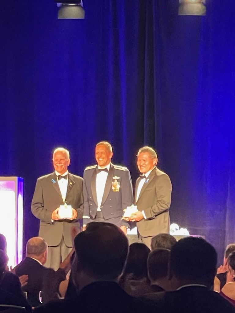 Howard Hu tweet media