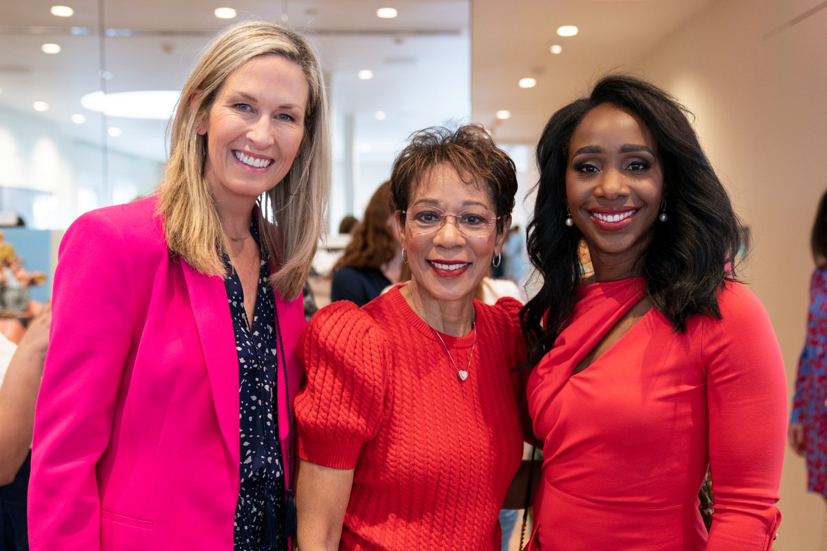 VitalVoices's tweet photo. On the evening of the White House Correspondents' Dinner, @VitalVoices and our partners at the @IWMF honor the work of #womenjournalists reporting on the issues that impact society. Many thanks to @abbydphillip for cohosting our #truthinstorytelling reception ahead of the #WHCD https://t.co/lkjElPX3hP