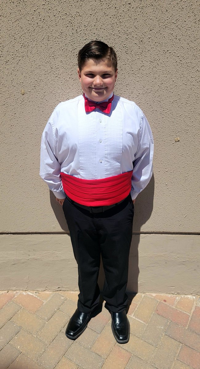 abking82's tweet photo. So proud of this kid! Even with battling his sinuses, he earned a 1 (superior) for his choir solo!!!
Huge thanks to @VSoto_EMS and his voice coach for their guidance and support. @Ensor_MS  #TeamSISD #WeAreEnsor #musicinhisgenes #forGrandad https://t.co/eKlqLxQyDy