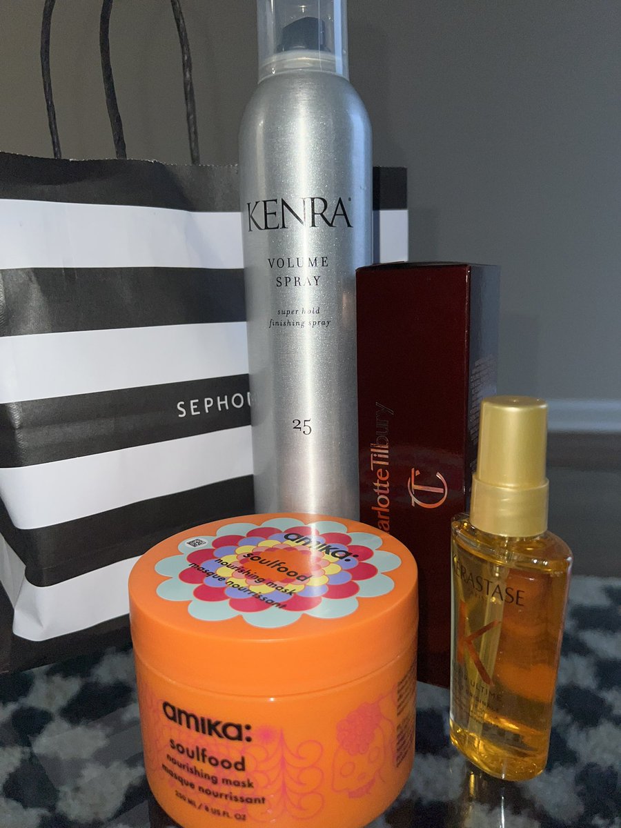 planetchael's tweet image. my love language is silent sends for my sephora hauls 💋❤️ just another day in pretty privilege &amp;lt;3

findomme asianfindom paypig