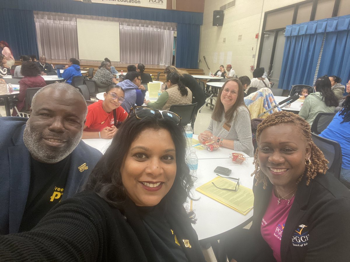 Rae1908's tweet photo. I had a fantastic morning at the Parent Leader Mini Conference hosted by Prince George's County Public Schools. Being in the company of passionate advocates who share my drive always leaves me feeling inspired. FSPTA #PTAProud https://t.co/vz7AfZuMlX
