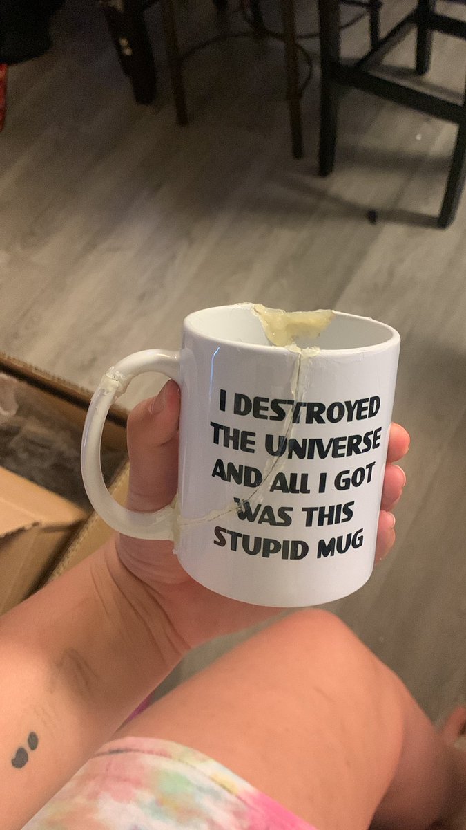 Mad Karin Studios tweet media