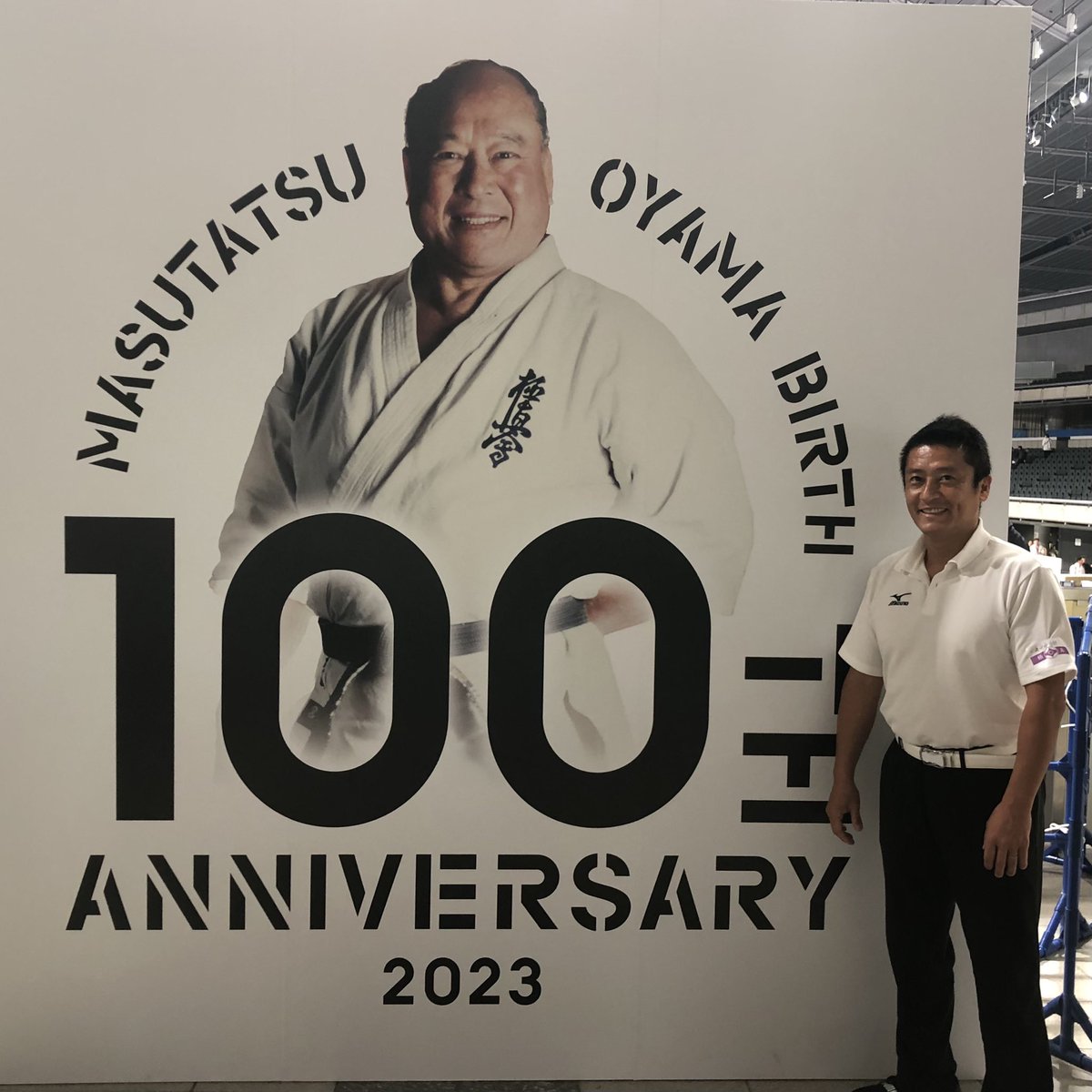 machamacha1971's tweet photo. 2023国際親善空手道選手権大会(8)
2023.4.29
稽古して、試合して、稽古して、試合して、、、
この繰り返しで、心技体が強くなる!
息子たちの成長を見守ります。
頑張れ、息子たちよ。
#極真大会
#極真会館
#極真松井
#松井章奎
#極真国際親善
#kyokushin
#kyokushinkarate
#karate
#karatejapan https://t.co/McbKeapqBv