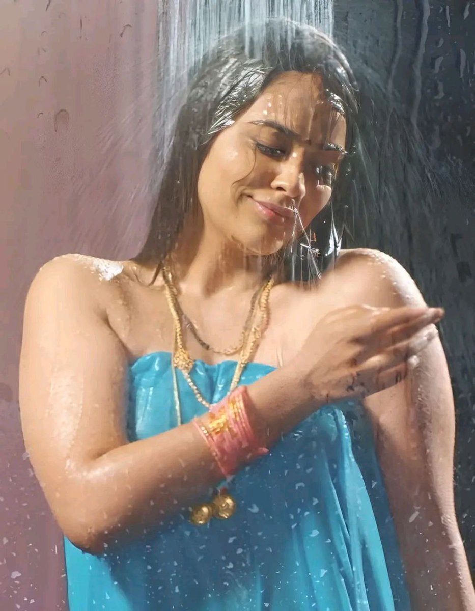 gowthamblr91's tweet photo. #nanthitha #nanditaswetha #AuntyLover #tamilaunty https://t.co/TRwPPRYhKs