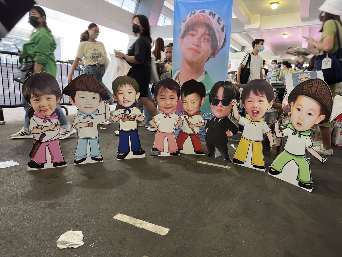 katarinabluu's tweet photo. baby 7dream💚 #THEDREAMSHOW2_in_MANILA https://t.co/VBQPOdjQjH