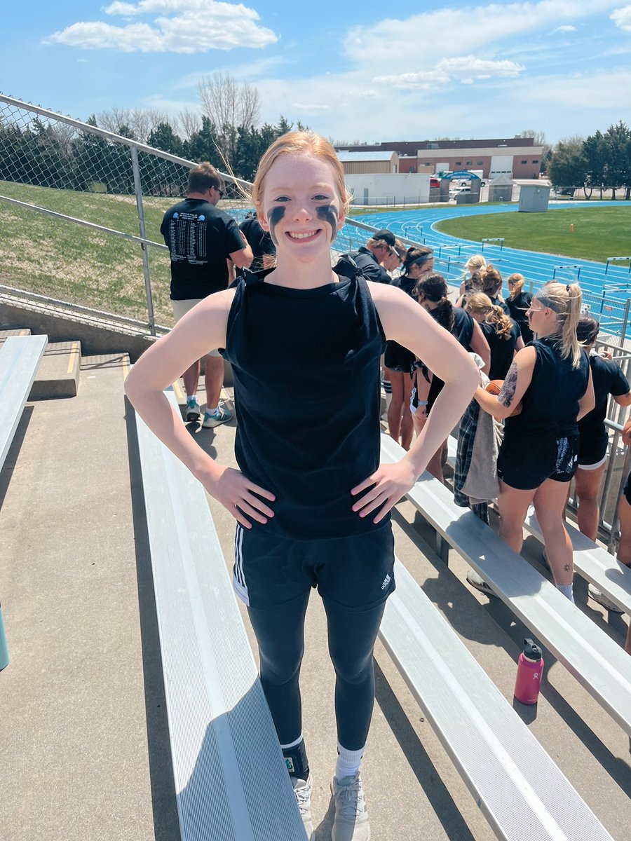 Coach_Frenzen's tweet photo. Wish I could have caught the Powder Puff action at Lakeview Stadium today. Sounds like @haleyfrenzen and the senior girls held their own though!Congratulations to @niels55838113 on being named outstanding coach of the year! #lakeviewvikes https://t.co/sLqXoc23HP