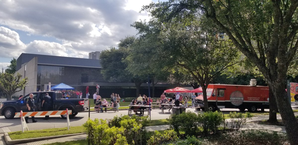 ms_ctran's tweet photo. It's another cultural festival adventure for Ms. Tran, this time the Festival of Eid at @asiasocietytx! Fun times learning and enjoying Islamic culture thru art, language, music, and food . #EidMubarak #multiculturalawareness https://t.co/vsinpP0JQN