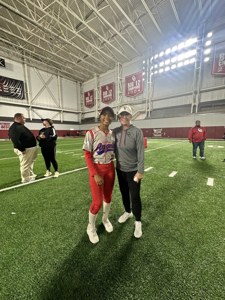 Samantha Nichols tweet media