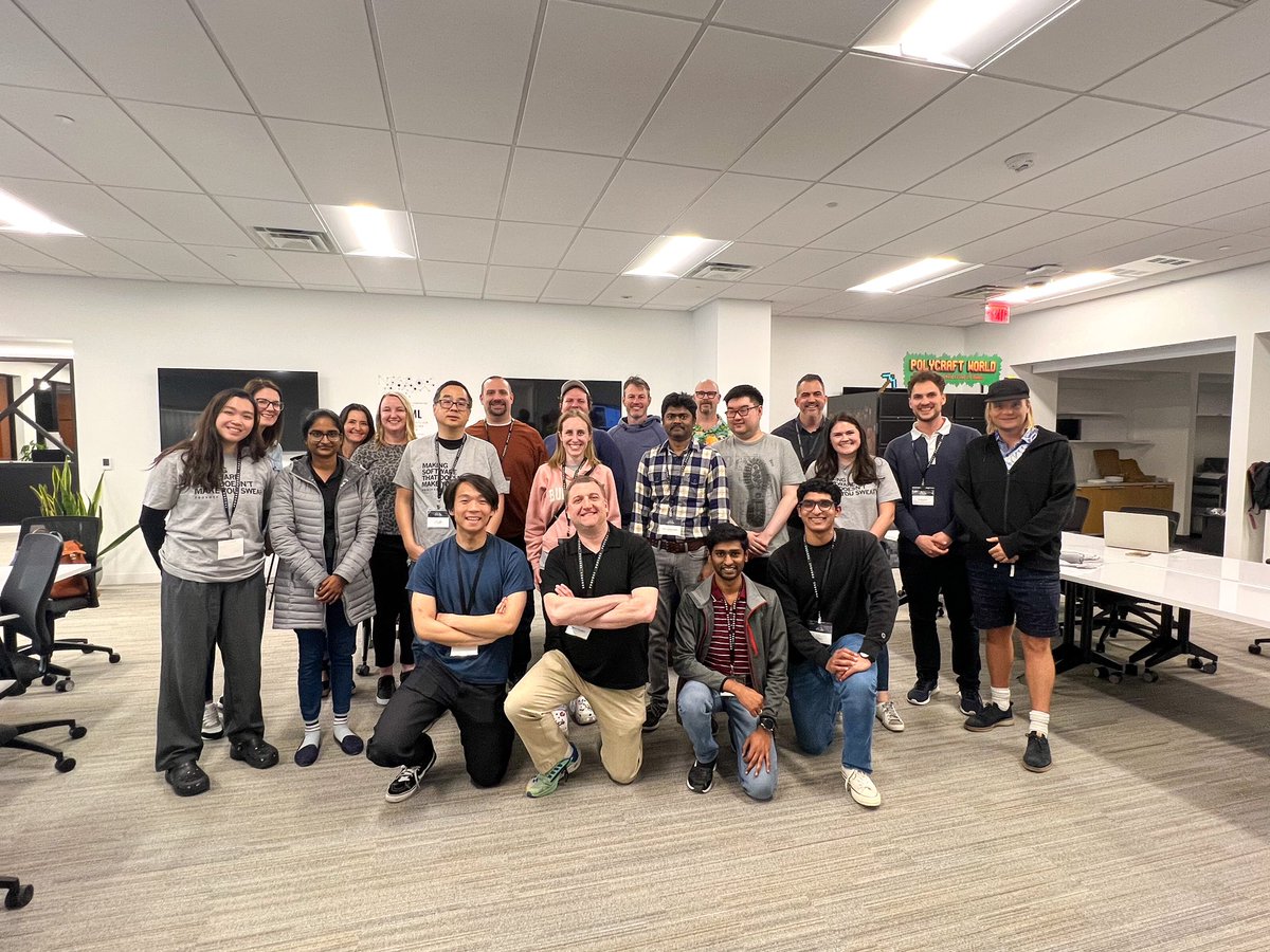 PrvkeSolutions's tweet photo. And just like that, the hackathon has come to a close! 🎉  
 We want to give a shoutout to all the brilliant minds who joined and made the event such a success. The hackathon may be over but content isn't - we'll be sharing more from our coding journey soon but first: sleep… https://t.co/poVmY39CDv