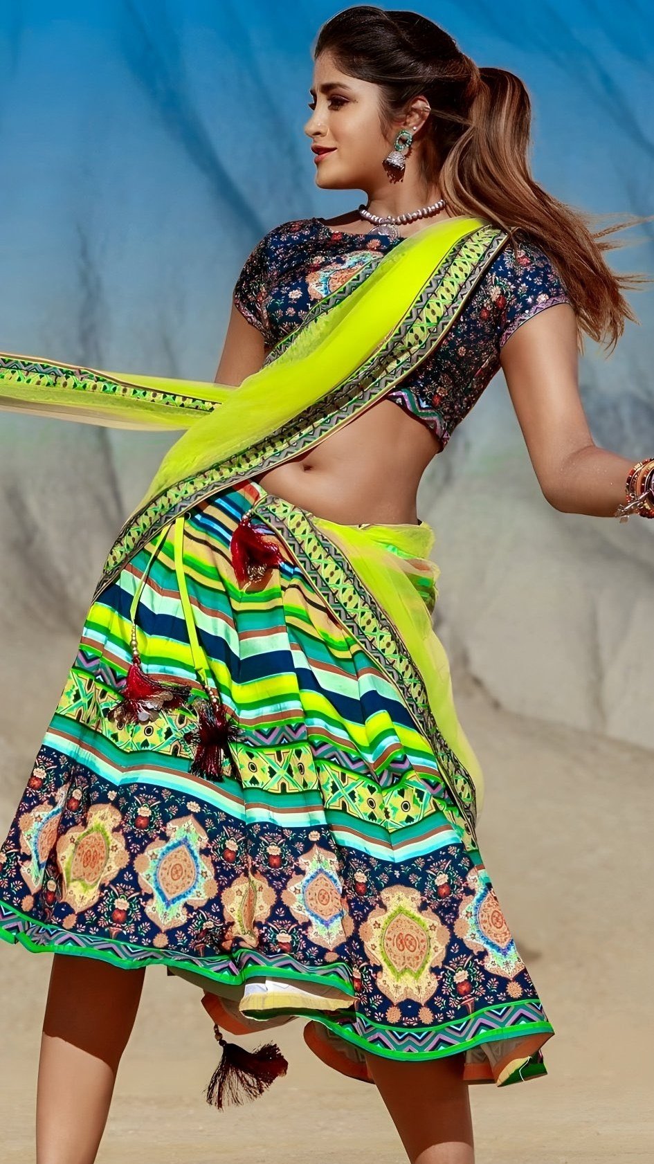 Fu7e0hKaAAAPnq3?format=jpg&name=large