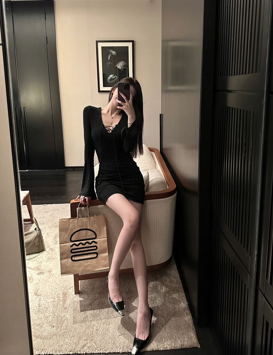 yadie9968's tweet photo. 当着你全家人的面挺着狗几把给我叫爹 求我让你喷出来 狗逼脑残 #无脑上贡 #榨金 #atm奴 #提款机奴 #吸金 #女神 #报销奴 https://t.co/mQj6Zfo6Fq