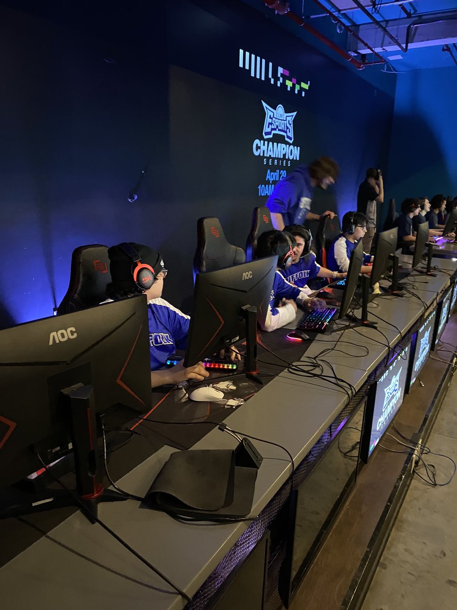 1-1 Game 3 Live Now! 
LETS GO SHARKS!!