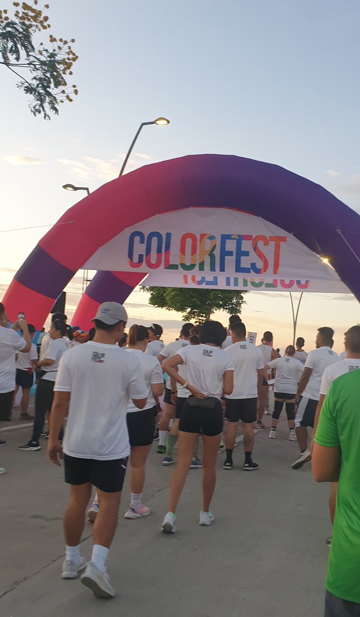 jeffbugante's tweet photo. A hot and colorful sunday everyone!

Done with another 10k run!😀 💪
#Colorfest2023 #Iwanttobehere #konsultaMD https://t.co/ni5CUTS1fw
