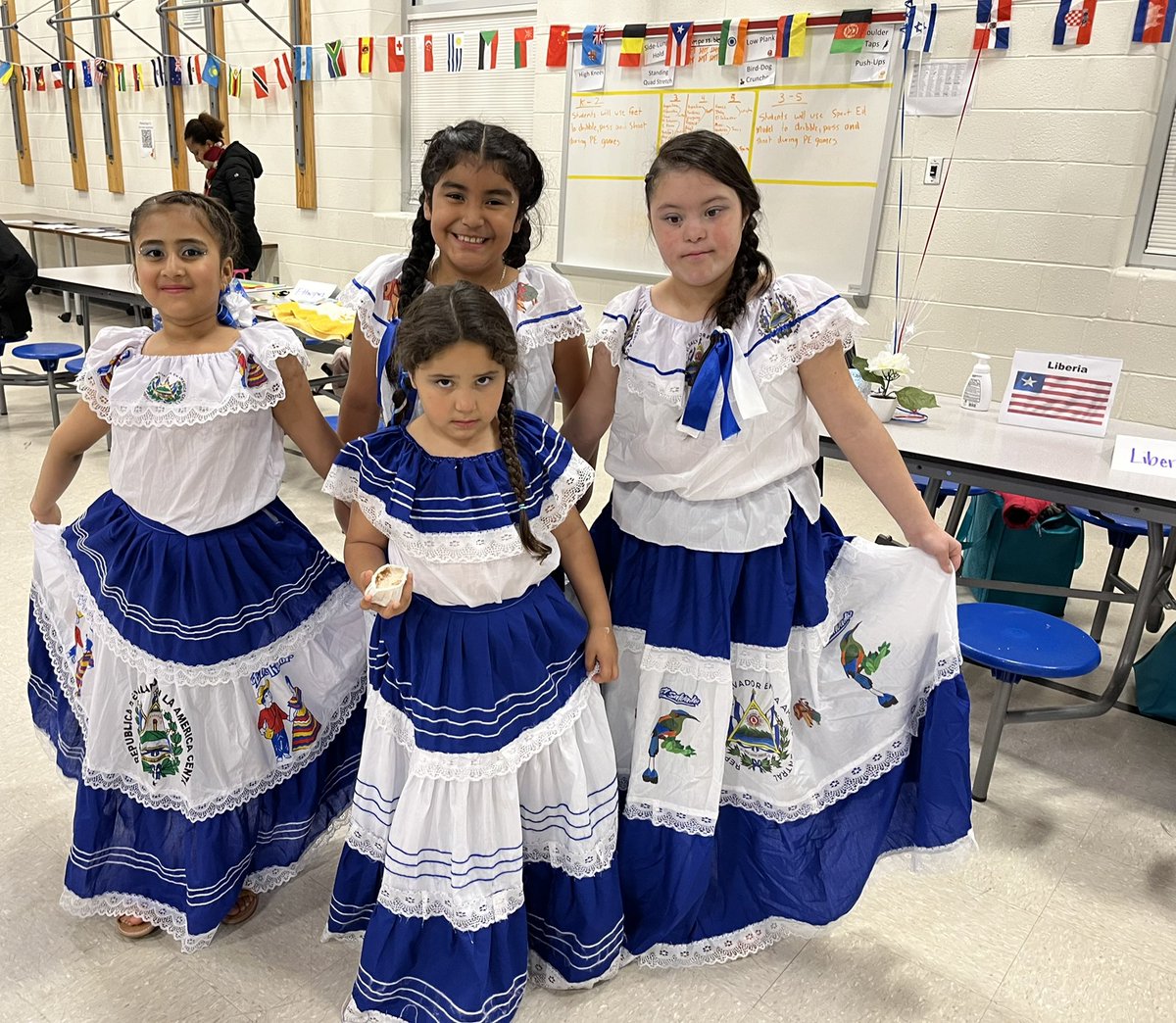 KilbyTigers's tweet photo. Celebrating diversity at Multicultural Night. Good food, entertainment, and fellowship while learning about different counties and cultures. https://t.co/xDxhHDYpcY