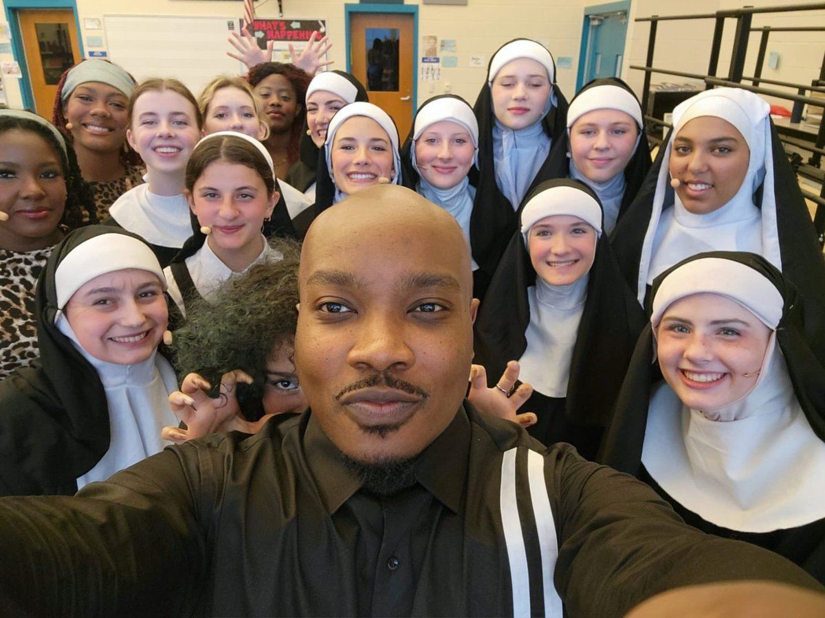 It's a wrap! Sister Act was a success! So proud of these students and the entire cast! #SisterActMusical 
#Spreadthelovearound #FabulousBaby