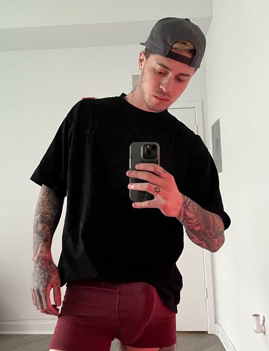 devdaddyof's tweet image. It’s even better here 😈⬇️ #fitness
onlyfans.com/devdaddyof