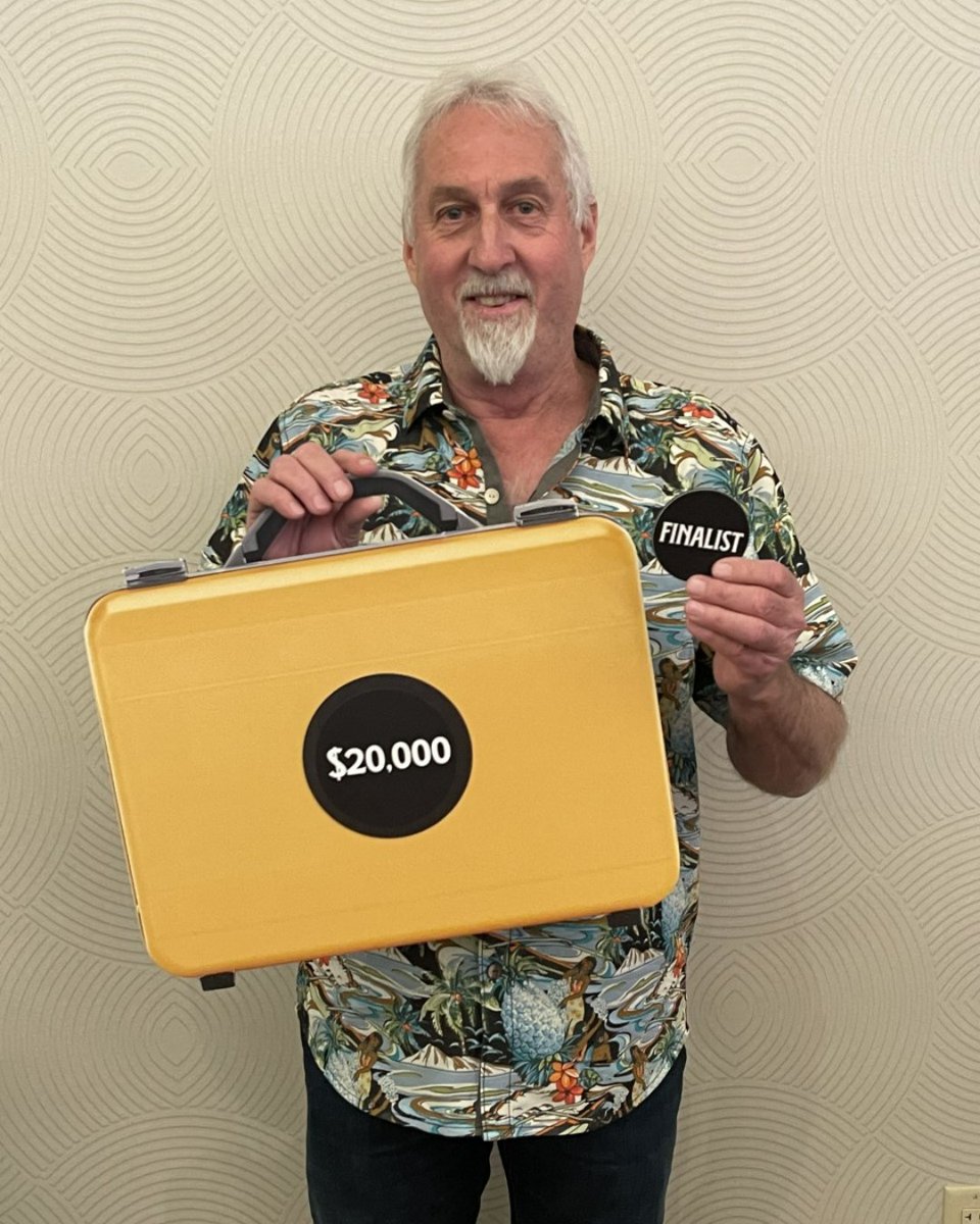 HorseshoeLC's tweet photo. Congratulations to this week's Lucky Weekly Grand Finale winner in our Suitcase Man Drawing! #LegendaryWeekends #HorseshoeLC
Must be 21+. Know When To Stop Before You Start®. Gambling Problem? Call: 1-877-770-STOP https://t.co/2fRjPtR30b