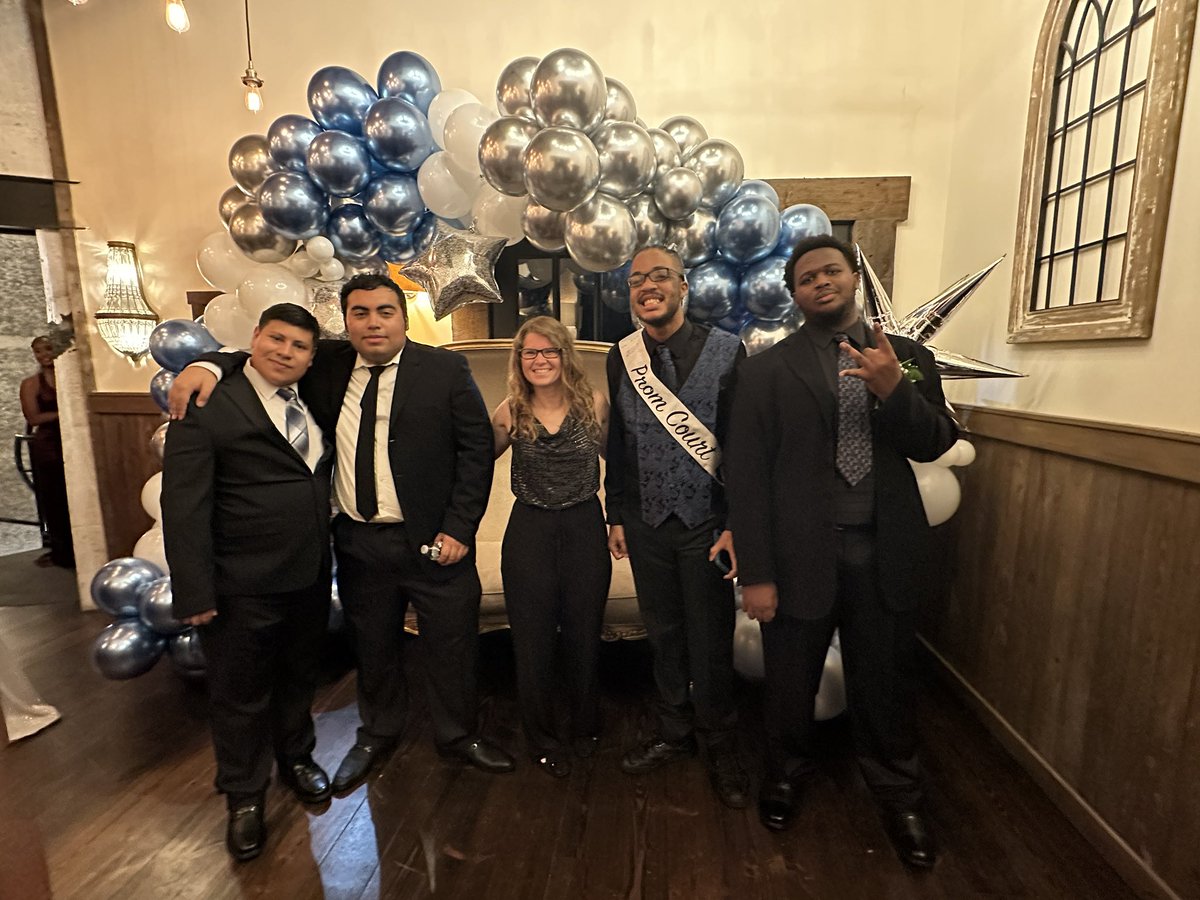 Mrs/Coach Cahow tweet media